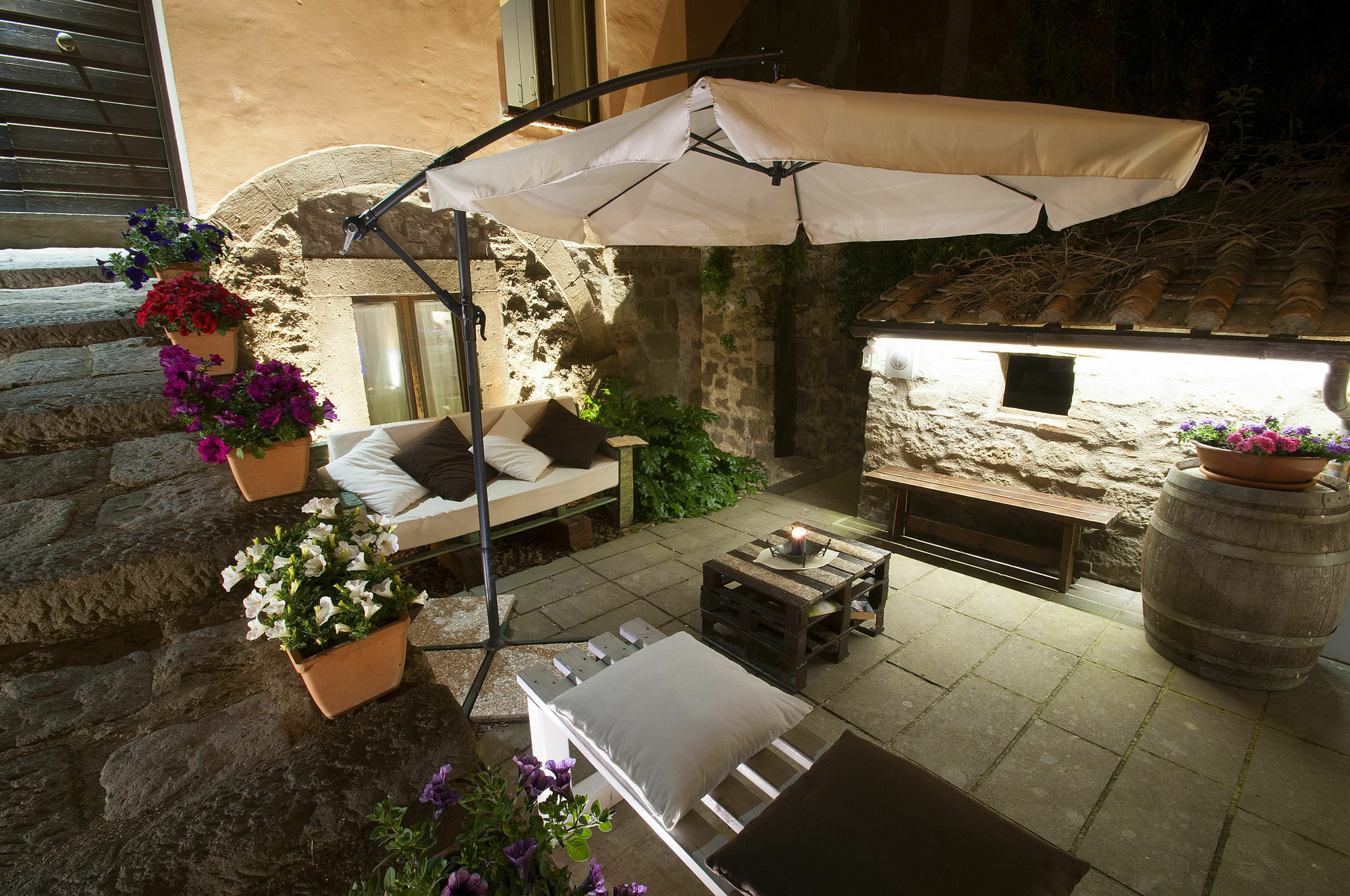 A Priori Guest House Витербо Екстериор снимка